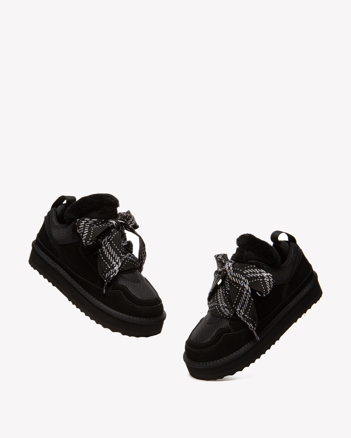 EVERAU Marbled Black Lace Up Platform Sneakersy Czarne